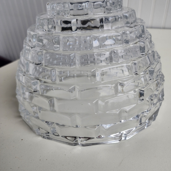Mikasa Palazzo Crystal Bowl 9” Clear Brick Pattern Centerpiece Cri - Picture 11 of 11